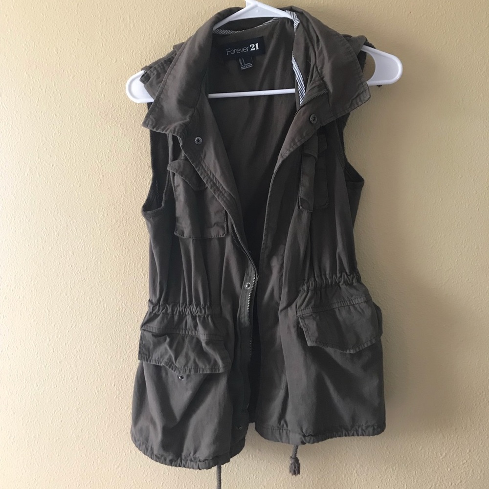 Khaki vest